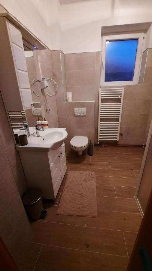7 Kucica Apartment ลิฟโน ภายนอก รูปภาพ