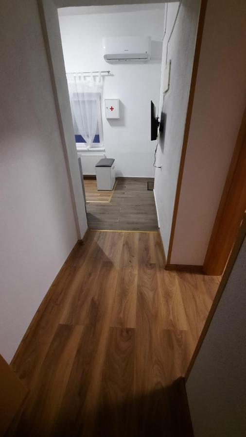 7 Kucica Apartment ลิฟโน ภายนอก รูปภาพ