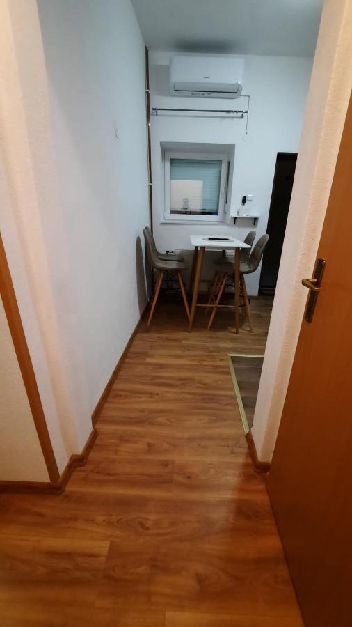 7 Kucica Apartment ลิฟโน ภายนอก รูปภาพ